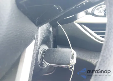 2020 Kia Forte Lxs z USA, uszkodzony, nr VIN 3KPF24AD7LE244267